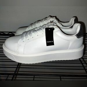 Torrid Platform Sneakers Women's Size 8WW
